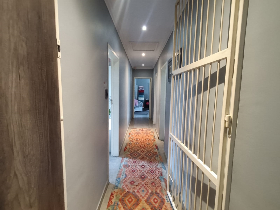 3 Bedroom Property for Sale in Vanderbijlpark Sw 2 Gauteng