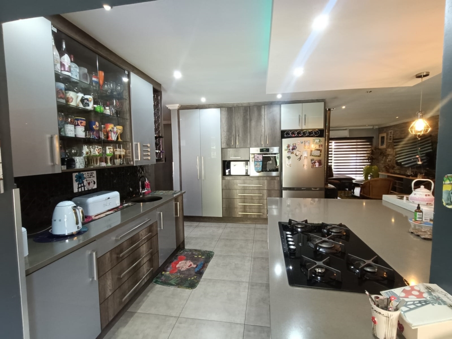 3 Bedroom Property for Sale in Vanderbijlpark Sw 2 Gauteng