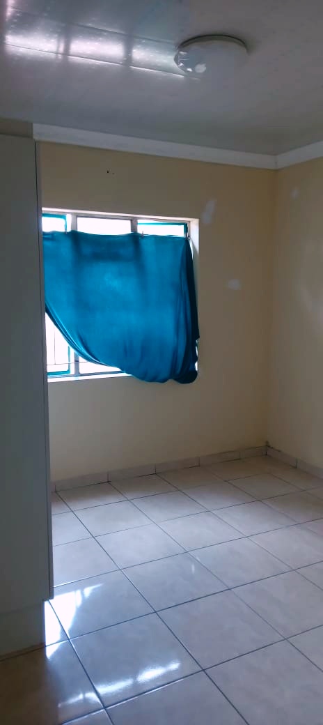 To Let 2 Bedroom Property for Rent in Sonland Park Gauteng
