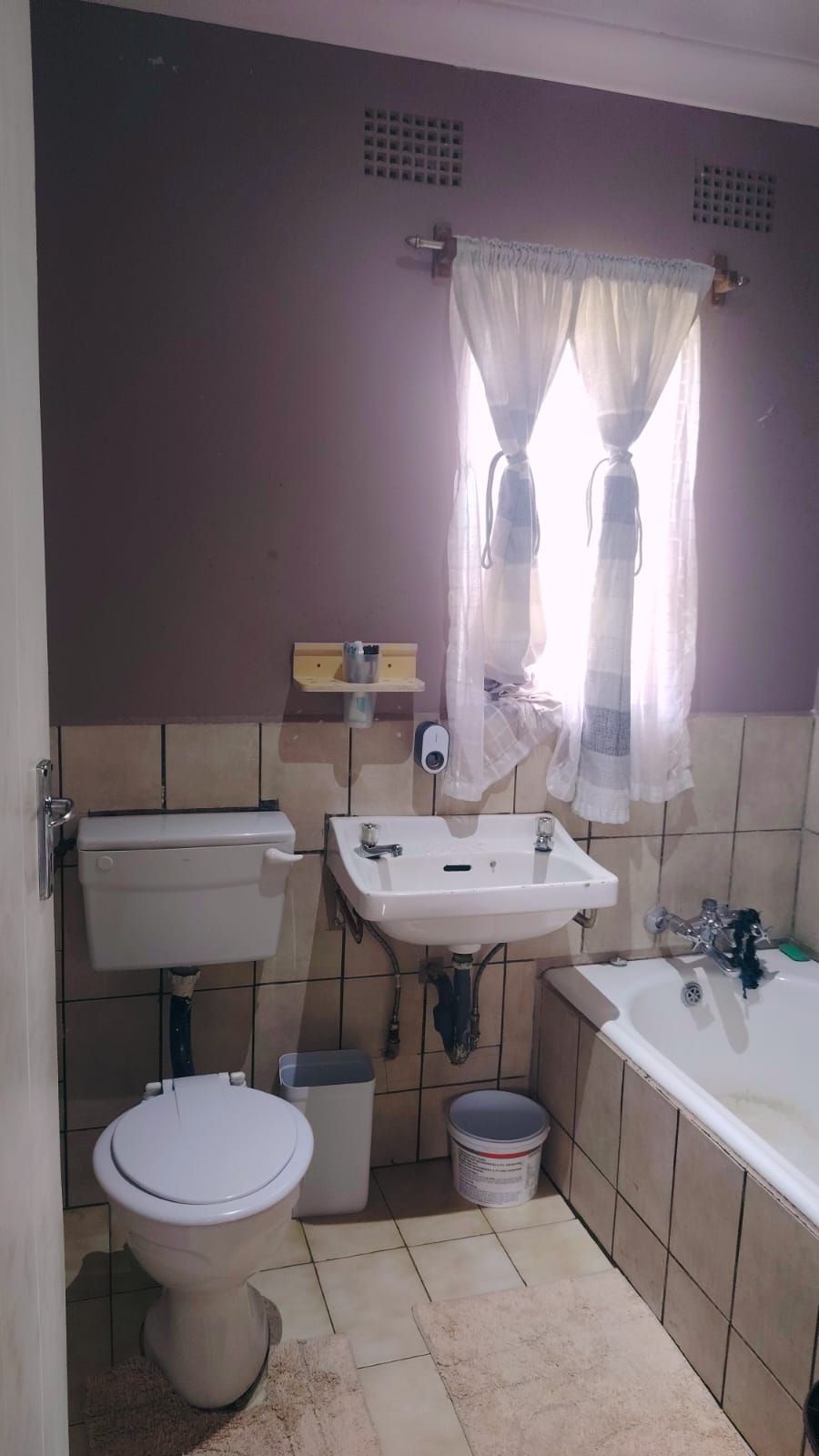 To Let 2 Bedroom Property for Rent in Sonland Park Gauteng