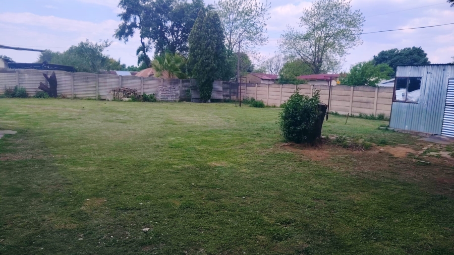 To Let 2 Bedroom Property for Rent in Sonland Park Gauteng