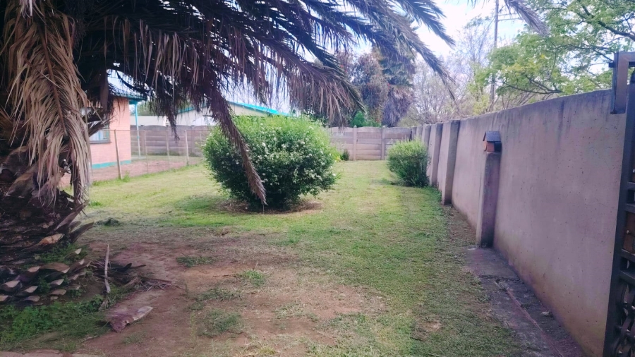 To Let 2 Bedroom Property for Rent in Sonland Park Gauteng