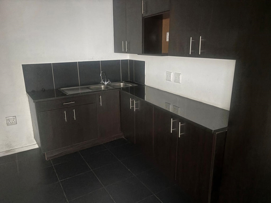 To Let Commercial Property for Rent in Savoy Estate Gauteng