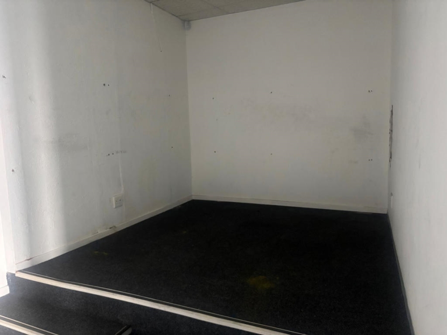 To Let Commercial Property for Rent in Savoy Estate Gauteng