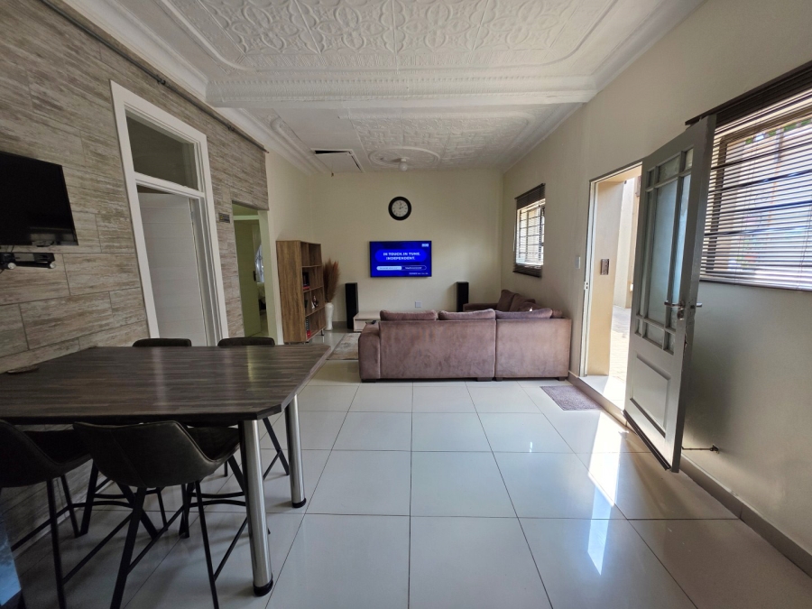 7 Bedroom Property for Sale in Brixton Gauteng