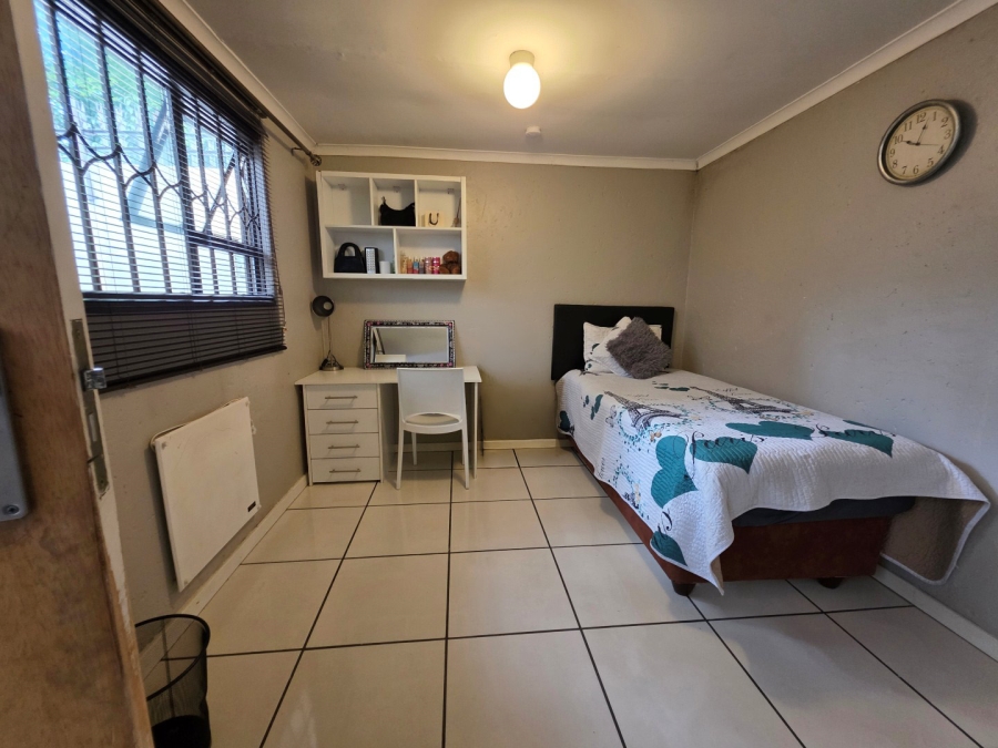 7 Bedroom Property for Sale in Brixton Gauteng