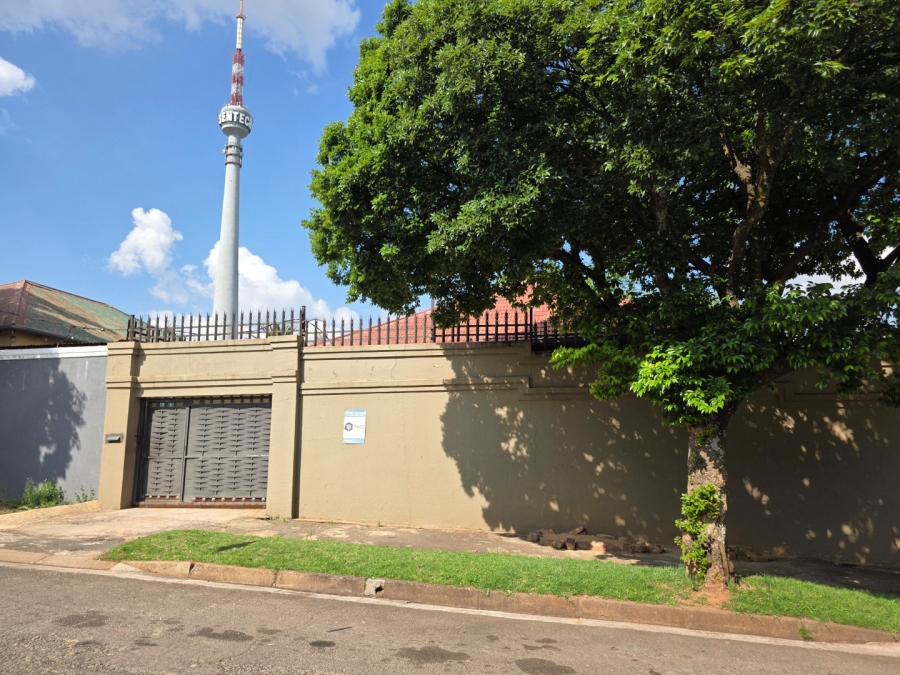 7 Bedroom Property for Sale in Brixton Gauteng