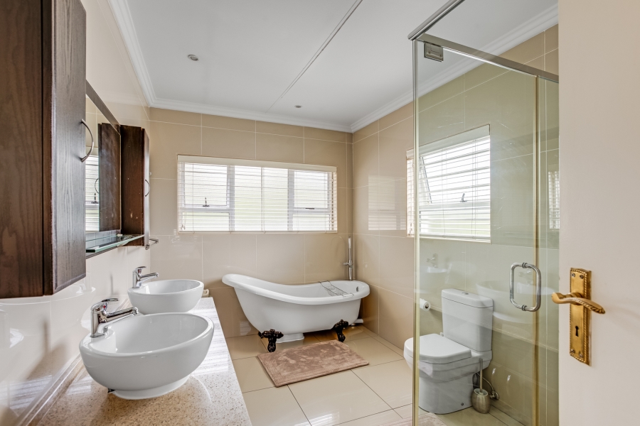 4 Bedroom Property for Sale in River Club Gauteng