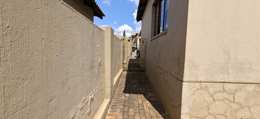 4 Bedroom Property for Sale in Chancliff Ridge Gauteng