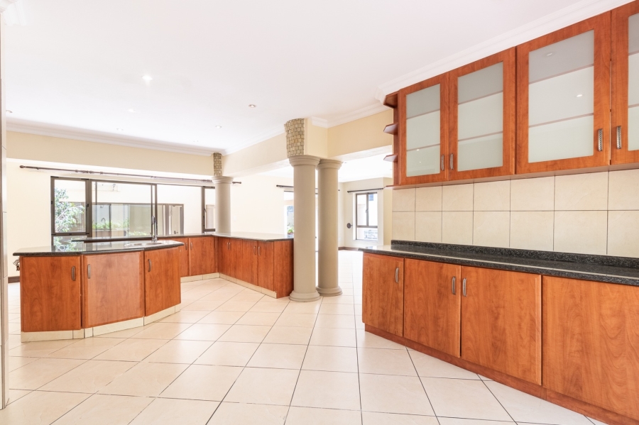 To Let 7 Bedroom Property for Rent in Dainfern Golf Estate Gauteng
