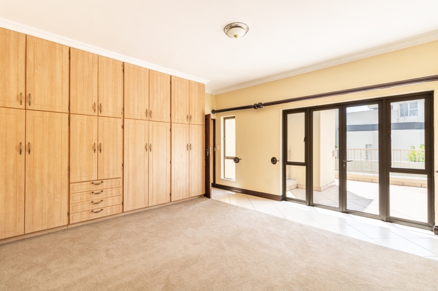 To Let 7 Bedroom Property for Rent in Dainfern Golf Estate Gauteng