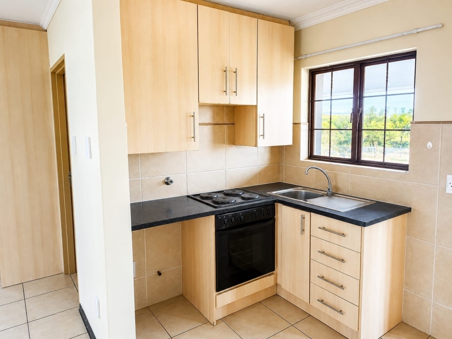 1 Bedroom Property for Sale in Kosmosdal Gauteng