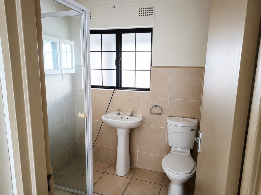 1 Bedroom Property for Sale in Kosmosdal Gauteng