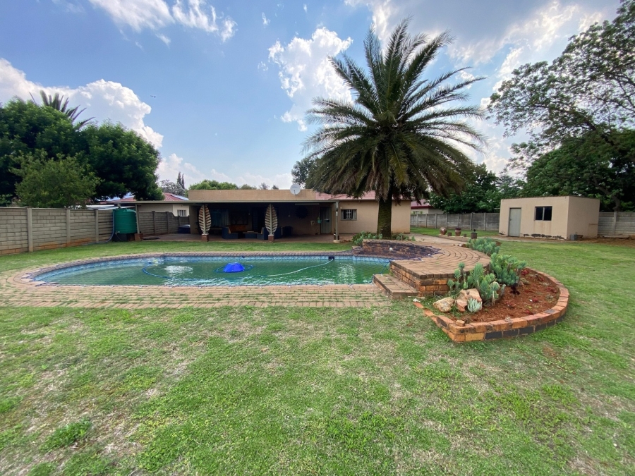 3 Bedroom Property for Sale in Three Rivers Gauteng