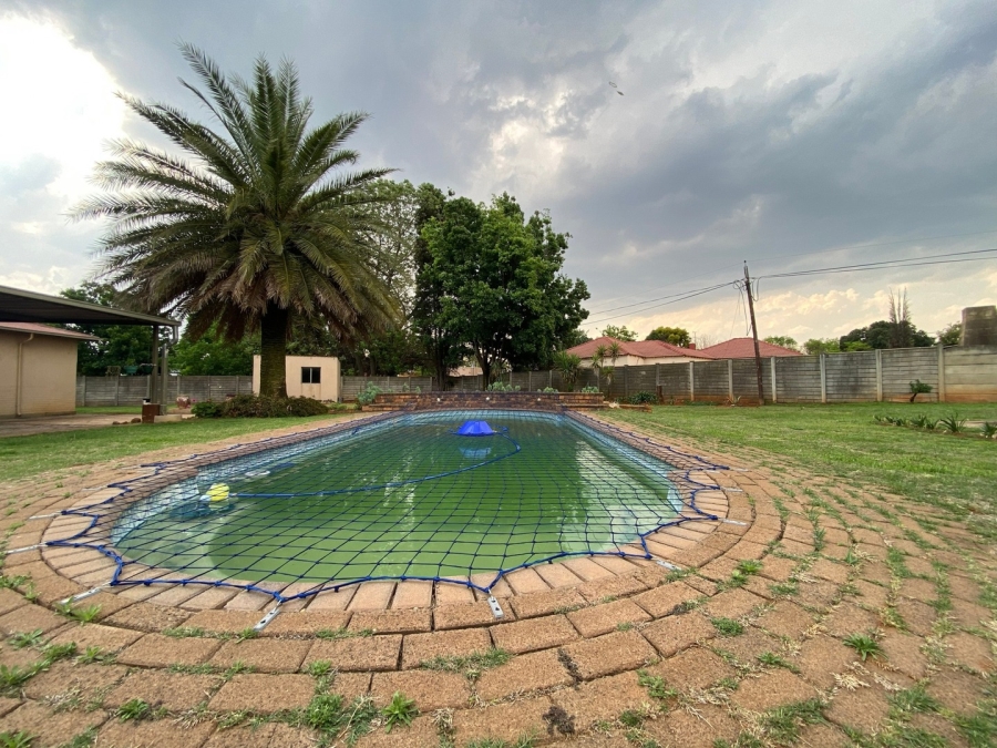 3 Bedroom Property for Sale in Three Rivers Gauteng