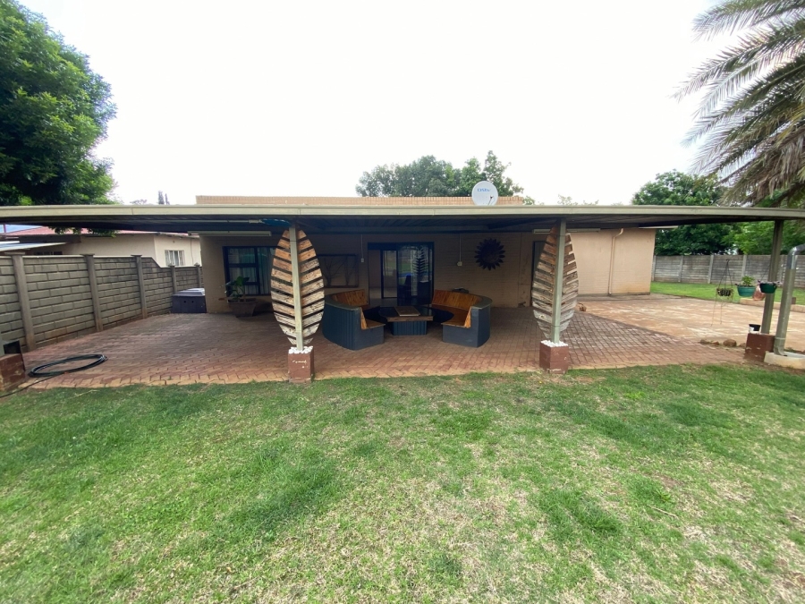 3 Bedroom Property for Sale in Three Rivers Gauteng