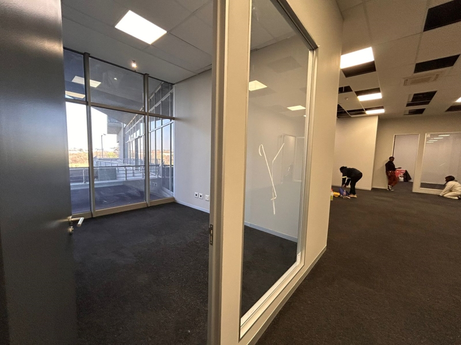To Let Commercial Property for Rent in Highveld Gauteng