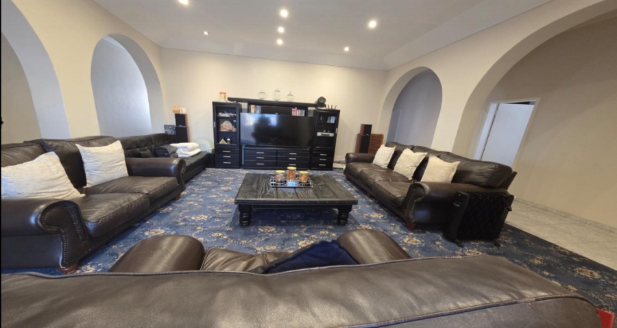 8 Bedroom Property for Sale in Laudium Gauteng