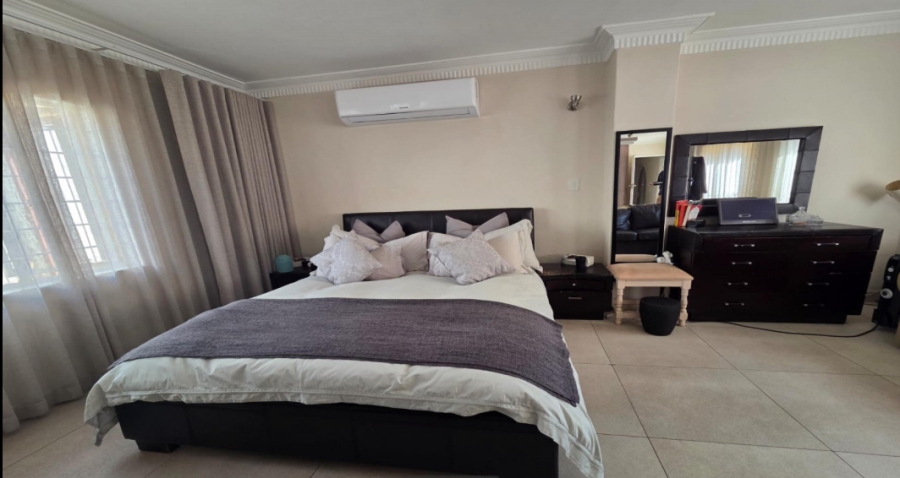 8 Bedroom Property for Sale in Laudium Gauteng