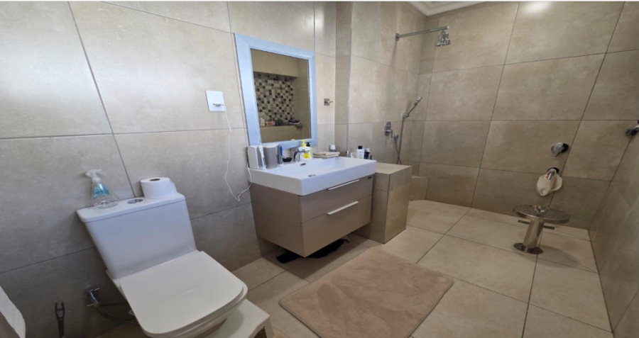 8 Bedroom Property for Sale in Laudium Gauteng