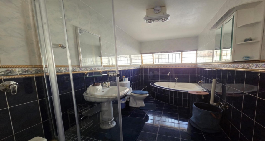 8 Bedroom Property for Sale in Laudium Gauteng