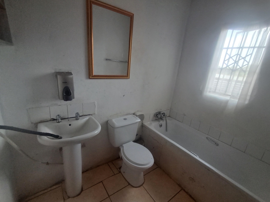 3 Bedroom Property for Sale in Crystal Park Gauteng