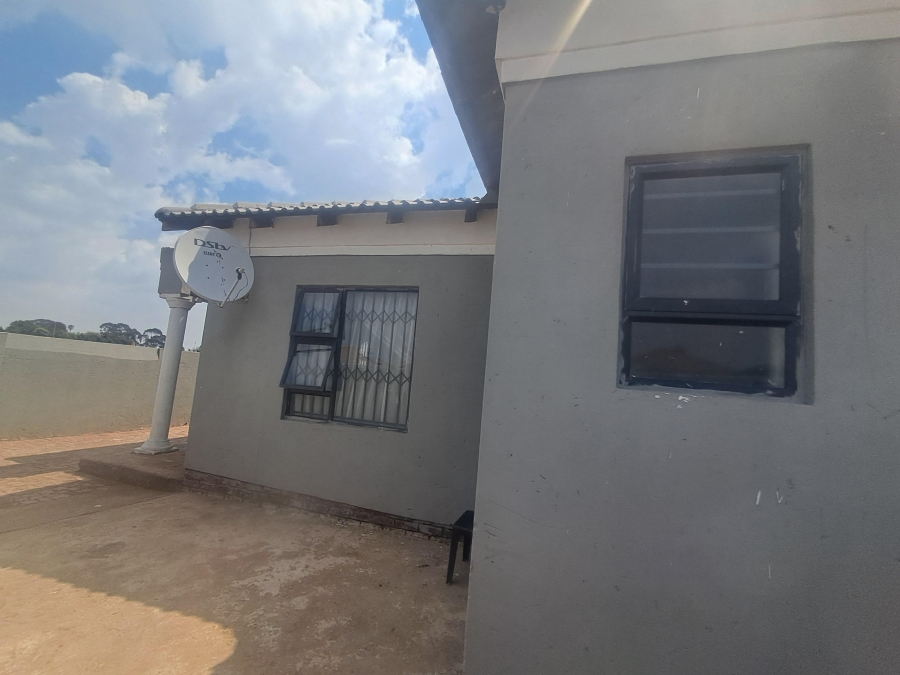 3 Bedroom Property for Sale in Crystal Park Gauteng