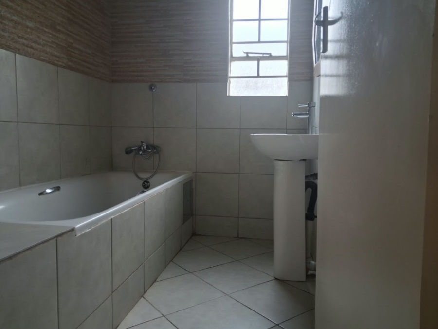 3 Bedroom Property for Sale in Atteridgeville Gauteng