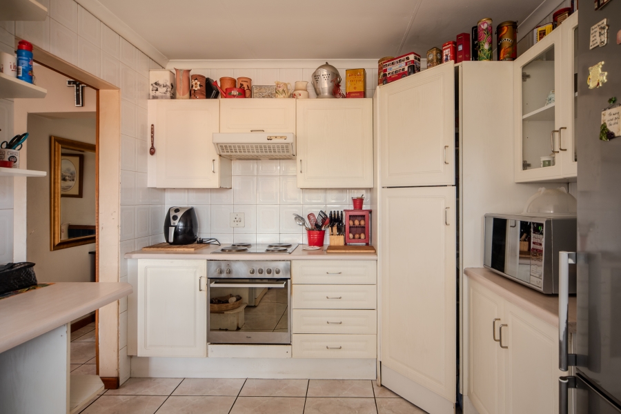 3 Bedroom Property for Sale in Meredale Gauteng