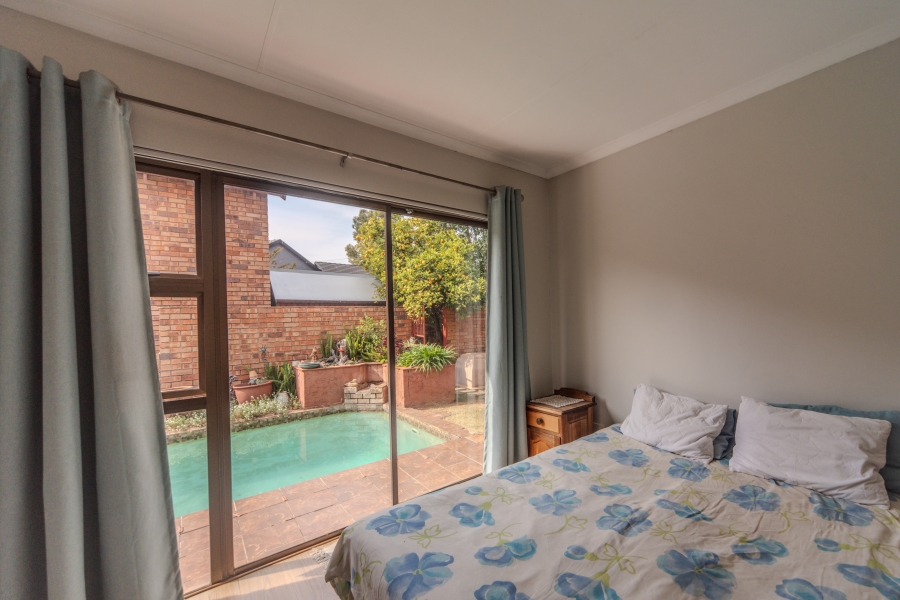 3 Bedroom Property for Sale in Meredale Gauteng