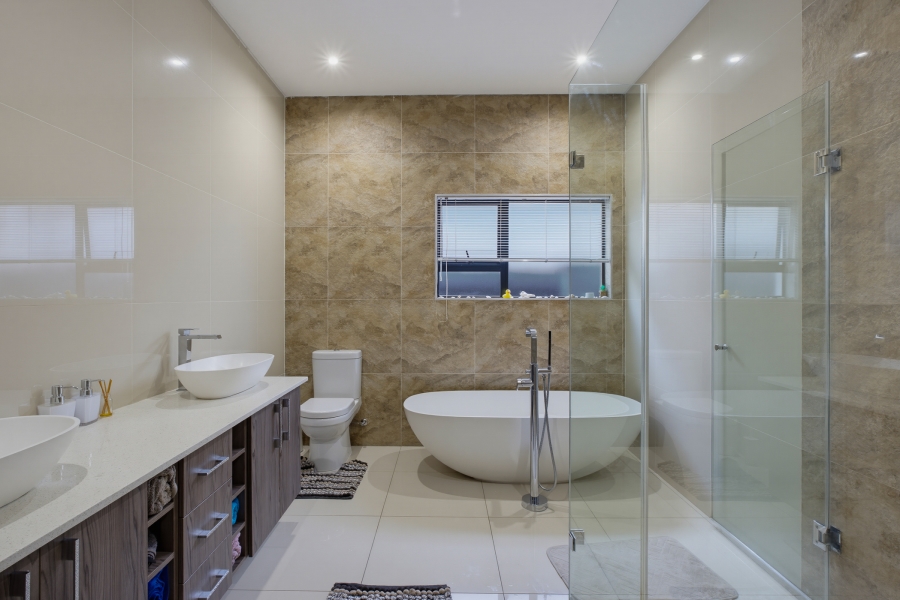 3 Bedroom Property for Sale in Beyers Park Gauteng
