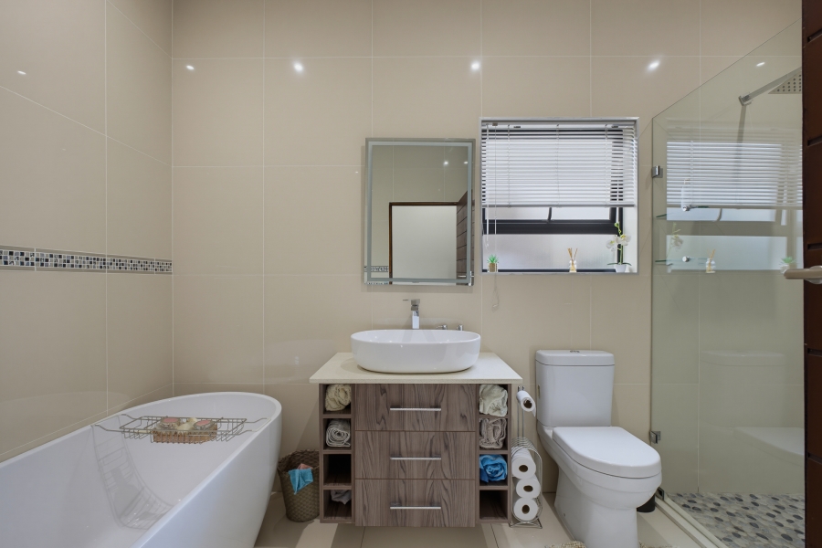 3 Bedroom Property for Sale in Beyers Park Gauteng