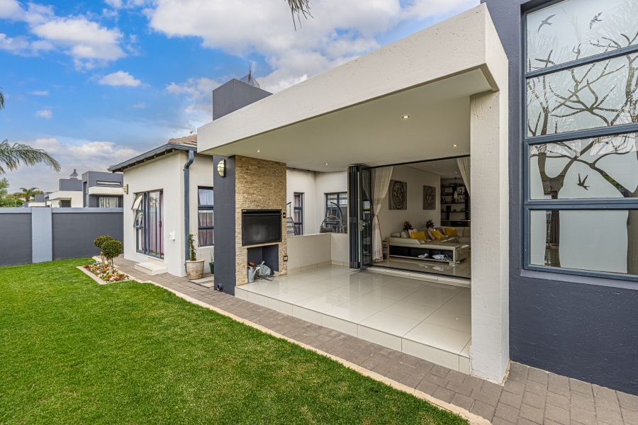 3 Bedroom Property for Sale in Beyers Park Gauteng