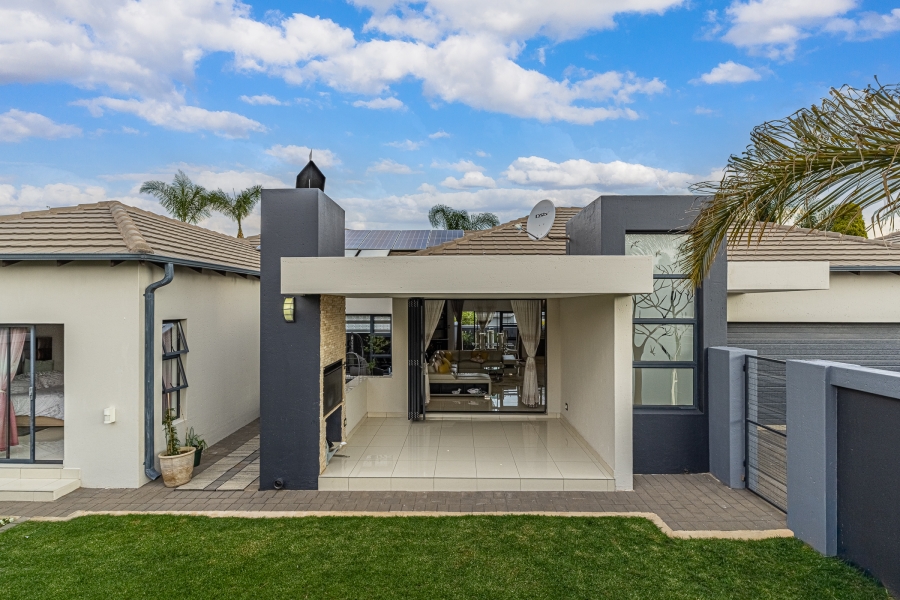3 Bedroom Property for Sale in Beyers Park Gauteng