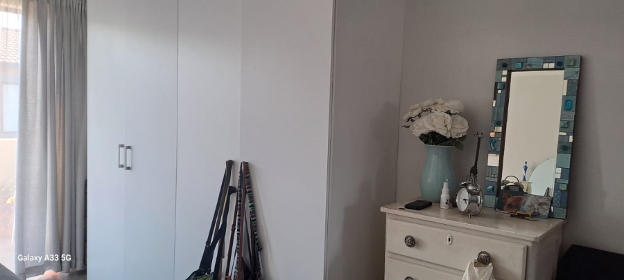 3 Bedroom Property for Sale in Denneoord Gauteng