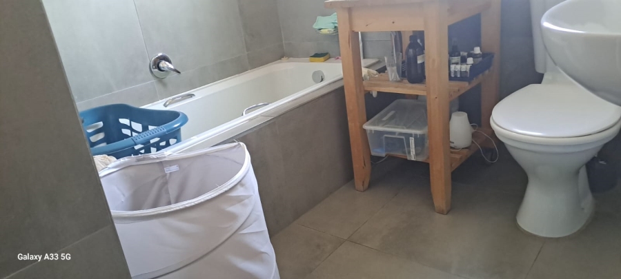 3 Bedroom Property for Sale in Denneoord Gauteng