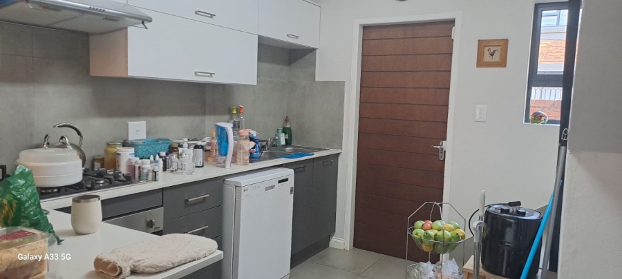 3 Bedroom Property for Sale in Denneoord Gauteng