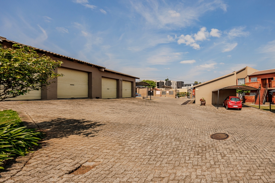2 Bedroom Property for Sale in Laser Park Gauteng