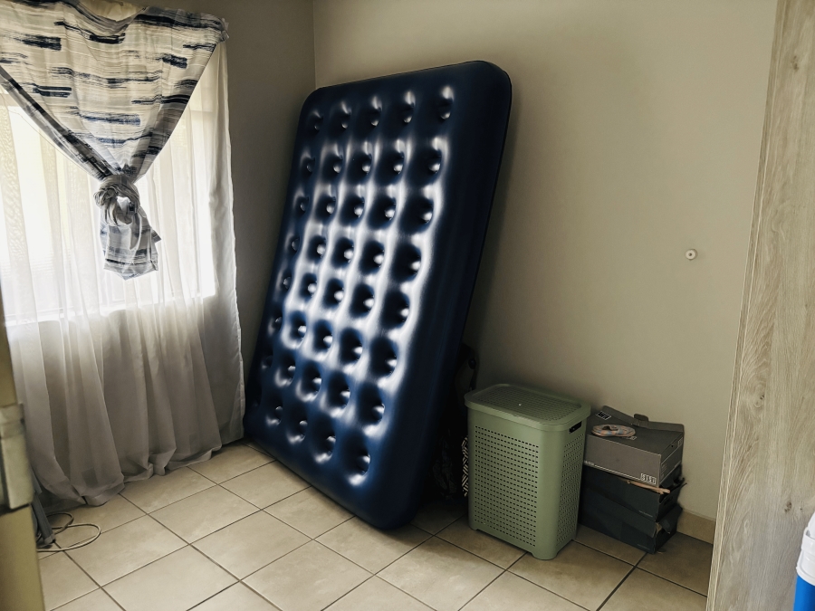 2 Bedroom Property for Sale in Montana Gauteng