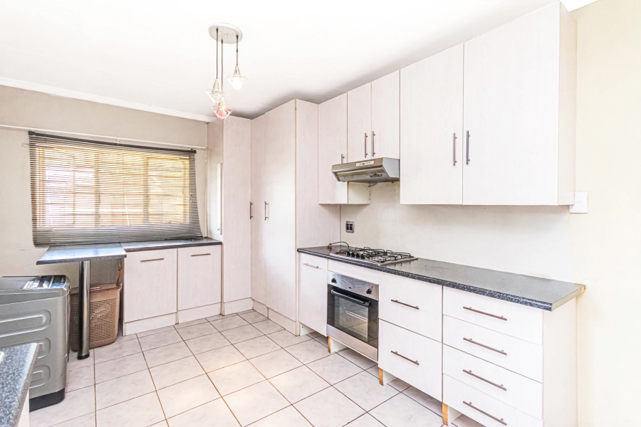 6 Bedroom Property for Sale in Krugersdorp West Gauteng