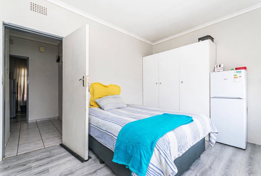 6 Bedroom Property for Sale in Krugersdorp West Gauteng