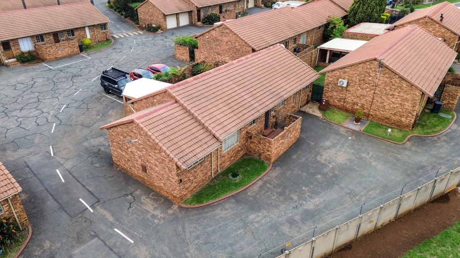 3 Bedroom Property for Sale in Wierda Park Gauteng