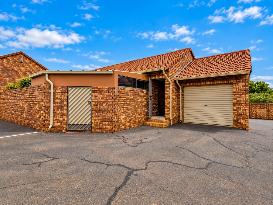 3 Bedroom Property for Sale in Wierda Park Gauteng