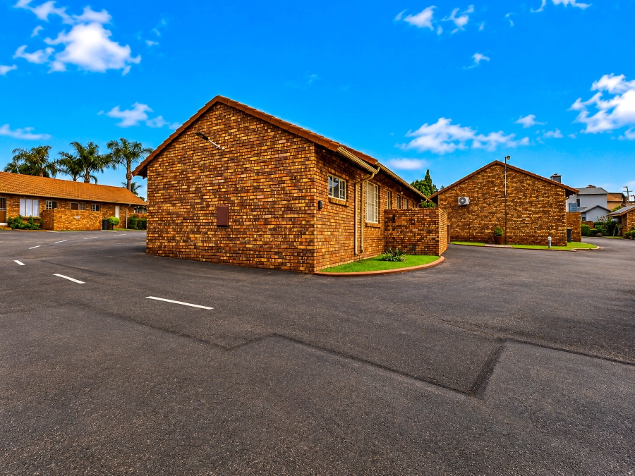 3 Bedroom Property for Sale in Wierda Park Gauteng
