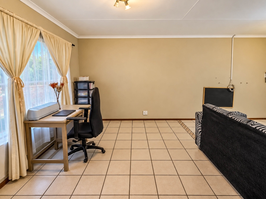 3 Bedroom Property for Sale in Wierda Park Gauteng