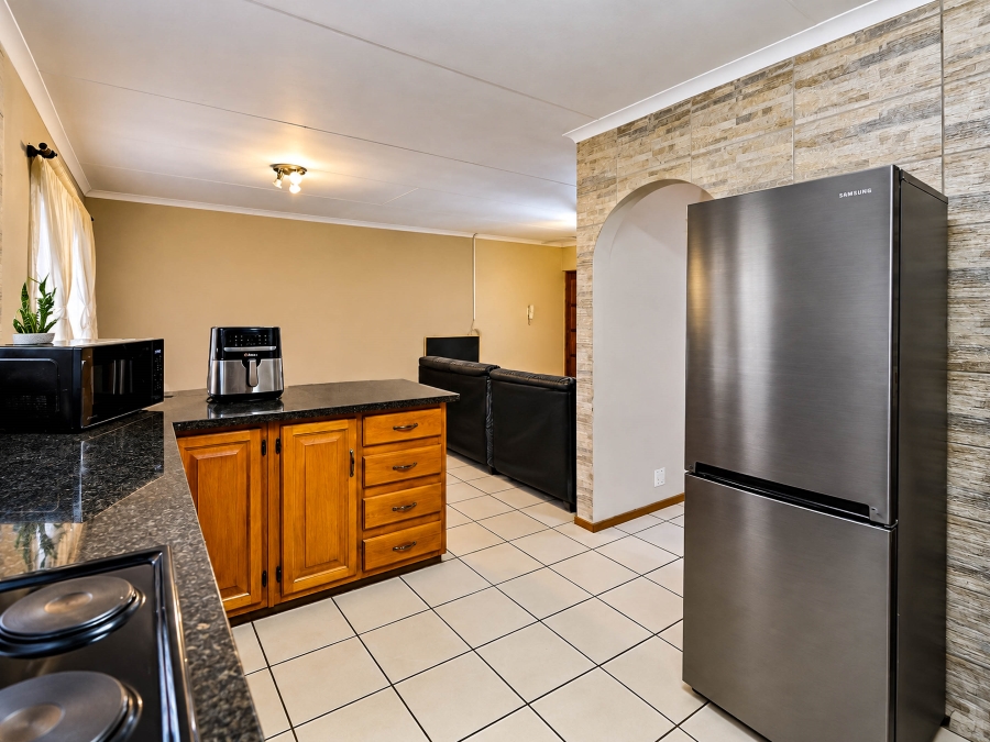 3 Bedroom Property for Sale in Wierda Park Gauteng