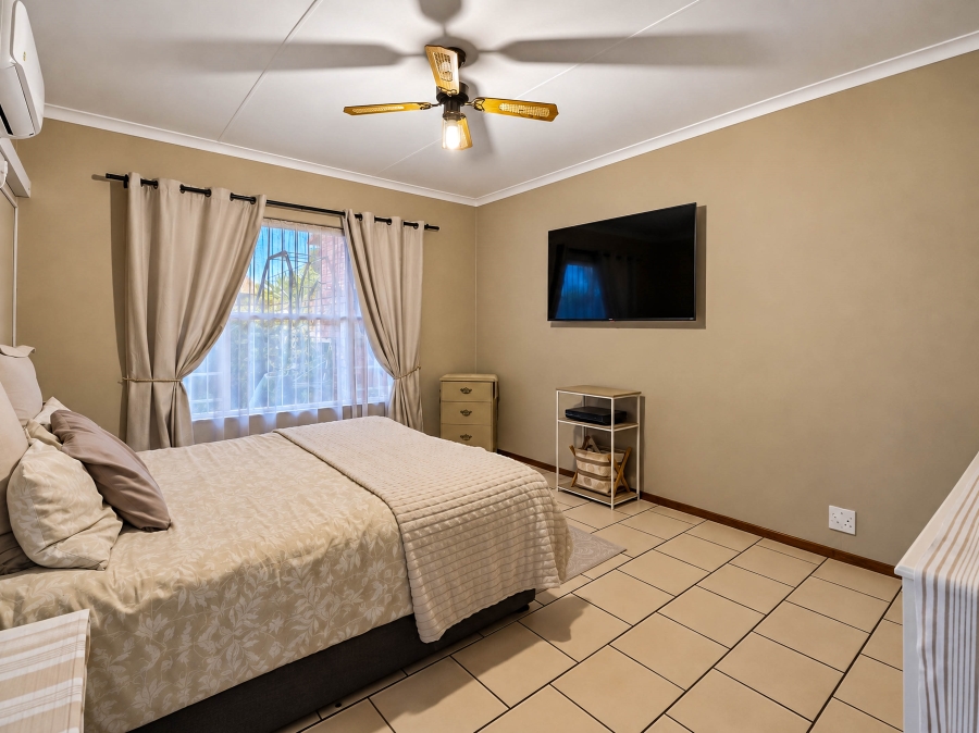 3 Bedroom Property for Sale in Wierda Park Gauteng