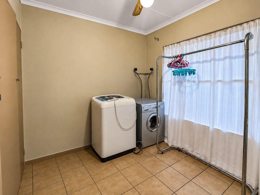 3 Bedroom Property for Sale in Wierda Park Gauteng