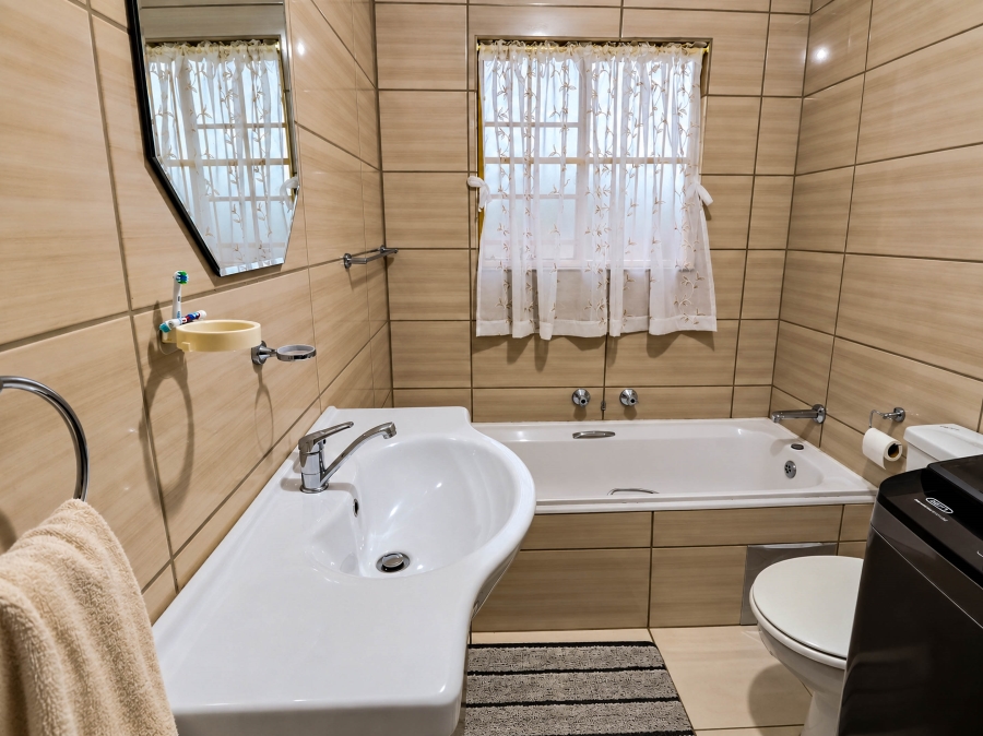 3 Bedroom Property for Sale in Wierda Park Gauteng