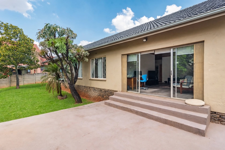3 Bedroom Property for Sale in Breaunanda Gauteng